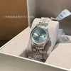 Nuevo Modelo de Reloj de la Emperatriz Viuda, Reloj para Mujer Saturno Azul Hielo Triturado, Reloj para Mujer Fruta del Dragón Verde Menta, Disponible para Dropshipping