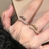 Anillo abierto de circón con forma de serpiente personalizado para mujer, diseño de nicho, sensación avanzada, anillo único para dedo, estilo frío, anillo combinable.
