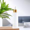 Botella cosmética de vidrio esmerilado, Botella portátil tipo prensa para productos de cuidado de la piel, Botella gotero con punta de plástico para aceites esenciales, Botella de alta gama para loción hidratante