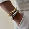 Pulsera de Metal Curva Ancha de Versión Irregular Transfronteriza de Nicho Elegante Estilo Old Money Europea y Americana Joyería para Mujeres Retro