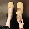 Zapatos bajos de punta cuadrada estilo francés, nueva colección otoño 2026, versátiles y elegantes Mary Janes con una sola correa, para mujer