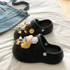 Zuecos de EVA de Venta Caliente para Exteriores que Aumentan la Altura para la Temporada de Regreso a Clases, Sandalias Cerradas Elegantes y Modernas para Playa, Antideslizantes y Transpirables para Mujer