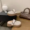 Meias-sapatos Femininas de Solado Grosso com Trama Vazada na Ponta para Uso Externo no Verão 2026 Novo Estilo Estilo Resort Combine com Saias Sandálias Romanas