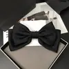Grampo de Cabelo Grande com Laço Presilha de Mola Tecido Coreano Cetim Presilha Horizontal Presilha para Rabo de Cavalo Simples Elegante Feminino Presilha Superior