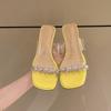 Sandálias transparentes femininas com borboleta e strass, salto grosso, verão 2025, novos sapatos femininos de salto médio, com saia