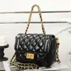 Lujo Ligero de Alta Gama Estilo Chanel Romboidal Bolso de Cadena Transfronterizo de Cuero para Mujer de un Solo Hombro Hebilla de Cierre Bandolera Bolso Cuadrado Pequeño 8167
