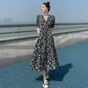 Elegante Vestido de Verano de Línea A con Cuello en V a Media Longitud, Tallas Grandes, que Disimula el Vientre, Nuevo Estilo 2026, Vestido Negro Floral Adelgazante