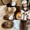 Sapatos Birkenstock Femininos Sapatos Peludos Estilo Inverno 2026 Sapatos de Algodão Quente com Plus Velvet para Meninas Bebês Sola Macia Sapatos de Princesa