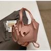 Bolso de Cubo Satchel de Alta Gama y Elegante para Mujer 2025 Nueva Moda Bolso de Hombro Versátil Bolso Bandolera Sencillo para Viajar