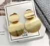 Lote Misto Brincos Populares para Mulheres, Brincos de Luxo de Alta Qualidade, Mesmo Estilo do Tiktok, Versão Coreana, Brincos de Flor de Pérola, Nicho e Versátil