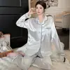 Pijama Fresco Negro Estilo Coreano para Mujer, Diseño de Gato de Dibujos Animados Otoñal, Set de Ropa de Casa de Manga Larga y Pantalón Largo de Satén de Seda Helada Venta al por Mayor
