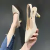 Sandálias de Salto Alto Francesas Nude com Costas Abertas e Bico Fino para Mulheres Sapatos de Salto Grosso com Bico Fechado Lançamento de Verão 2026