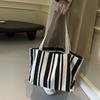Bolsa de Lona Bolso de Mujer Estilo Coreano Simple Rayado Bolso de Mano Popular en Internet Estilo Fresco Casual Artístico Gran Capacidad Bolso de Hombro