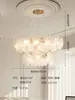 Lámpara de araña estilo francés para sala de estar 2025 Modelo nuevo Luz principal Luz creativa Lujo ligero Estilo crema Pasillo Lámpara de cristal Comedor de alta gama Dormitorio