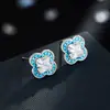Aretes de trébol de cuatro hojas de la suerte, aleación de cobre con baño de oro real, incrustados con circonita, aretes de aguja de plata s925, joyería femenina de lujo ligero y de alta gama