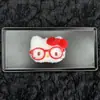 Zapatos con agujeros accesorios de escritura cabeza kt rizada de felpa zapatos lindos flor diy gafas rojas cuadros rojos estrella de cinco puntas hebilla de zapato
