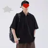 Nueva camiseta de manga corta para hombre estilo montaña, retro americano, moderna, holgada, con media cremallera y cuello camisero