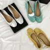 Sapatos Femininos com Bico Arredondado e Boca Rasa, Solado Macio, Salto Baixo, Novo Estilo Primavera, Pele de Ovelha, Bico Redondo, Confortáveis, Sapatos Flutuantes Femininos, Sapatos Baixos para Mães