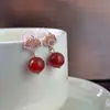 Pendientes de Ágata Roja en Forma de Abanico para Año Nuevo Pendientes Únicos y Hermosos Clip para Oreja Estilo Nuevo para Mujer Pendientes Chinos sin Agujeros en las Orejas