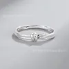 Anéis de Casal com Laço, um Par de Anéis Abertos Ajustáveis Simples para Homens e Mulheres, Design de Nicho Moderno