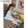 [Casa Rosa] Nuevo Conjunto de Otoño para Niñas Estilo Lindo y Femenino, Sudadera con Adorno de Encaje y Pantalones Acampanados Conjunto de Dos Piezas, Elegante
