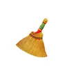 Broom Dourado Feito à Mão Chaveiro de Vassoura de Ano Novo Vassourinha Pequena para Berço de Bebê e Mesa de Cabeceira Decoração de Casa Nova Enfeite para Pendurar
