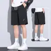 Shorts Casuales Deportivos Verano Nuevos Hombres Delgados Sueltos de Cinco Puntos Transpirables Frescos Pantalones de Playa Seda Helada Transpirable