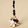 Pingente Chaveiro de Vaca de Madeira Feito à Mão, Decoração Fofa para Mochila, Ornamento Criativo, Presente de Aniversário