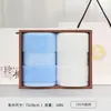 Jialiya Toallas de Algodón Puro Paquete de Dos Caja de Regalo Souvenir Toalla Facial para el Hogar Regalo de Bienestar para Empleados Se Puede Bordar con Logo