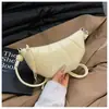 Bolsa mini requintada para mulheres, nova bolsa transversal versátil de verão 2026, bolsa de ombro/axila de chifre da moda para o dia a dia
