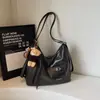 Bolsa de Hombro Grande de Comercio Exterior para Mujer, Bolso de Hombro Versátil de Nuevo Nicho, Mochila Casual y Sencilla para Exteriores y Viajes
