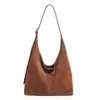 Bolsa Tote de Camurça Retrô Feminina Outono 2025 Nova Casual Grande Capacidade Luxo Leve Mais Fácil de Combinar Bolsa de Ombro ou Axila