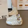 Zapatos de entrenamiento alemanes estilo ballet de imitación de cuero para mujer, nuevos zapatos deportivos casuales finos para mujer de verano 2026, zapatos de Forrest Gump