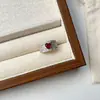 Anillo de Plata de Ley S925 con Piedra de Color Estilo Palacio Corazón Circonita para Mujer, Anillo Abierto Ajustable con un Toque de Lujo Nicho, Nuevo Anillo para Dedo Índice