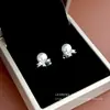 Pendientes de Borla Florales Rayados de Alta Resistencia Estilo Bosque Moda Pendientes de Temperamento de Gama Alta Pendientes de Lujo Ligero de Nicho para Mujer