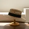 Chapéu de Palha Feminino Estilo Francês com Aba Reta e Amarração para Primavera e Verão Tendência Versátil Moda Chapéu para Férias na Praia