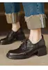 Sapatos pequenos de couro com cadarço e sola grossa femininos 2026 Outono/Inverno Novos Versáteis Bico redondo Estilo Britânico Mocassins Sapatos pequenos de couro femininos