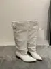 Bota Chuyuji Bico Fino Franzida Modelo Novo Primavera 2026 Cano Largo Fivela de Cinto Botas Longas Botas de Montaria de Cano Alto