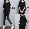 Em estoque: Novo conjunto esportivo casual feminino de verão da Europa, estilo coreano, manga média, corte solto, efeito emagrecedor, conjunto de duas peças, preto