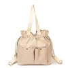 Nueva mochila transfronteriza ligera de gran capacidad, bolso de mano tote de nailon multifuncional de moda para mujer, para el trabajo