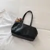 Bolsa Boston de Cor Sólida Estilo Coreano Alta Aparência Grande Capacidade Personalizada Elegante Bolsa de Ombro para Trabalho e Deslocamento