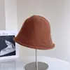 Chapéu de Tricô Casual de Cor Sólida com Borda Enrolada Outono/Inverno 2025 para Mulheres Chapéu Bucket Quente Versátil Elegante Chapéu de Pescador Simples Elegante