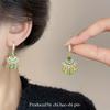Pendientes de Borla de Cristal Estilo Retro Europeo y Americano Lujo Accesible Pendientes Largos Frescos y Dulces Pendientes Pesados de Alta Gama para Mujer