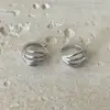 Pendientes de Plata de Ley 925 con Aguja y Concha, Diseño Minimalista, Únicos y Elegantes, Pendientes de Moda Versátiles