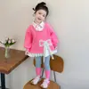 Conjunto de Encaje con Lazo Estilo Coreano para Niñas Estilo Primavera/Otoño 2026 Nuevo Conjunto de Dos Piezas Moderno y Elegante para Niñas Pequeñas