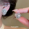Pendientes de Flor de Zircón y Perla con Aguja de Plata Electrochapada en Oro Real, Pendientes de Moda y Elegantes, Pendientes de Lujo Ligero y de Alta Gama para Mujer