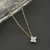 Collar Colgante Sencillo de Circonita Brillante de Cuatro Hojas, Cadena Ligera de Lujo para Clavícula para el Día a Día, Joyería de Collar Exquisita y Versátil, Elegante