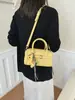 Bolso Simple con Patrón de Lichi Primavera/Verano para Mujer 2026 Nuevo Bolso Cruzado de Moda con Aspecto de Alta Gama Bolso Almohada de Cuero Suave
