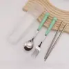 Venta al por mayor de fábrica creativa de dibujos animados para niños juego de cubiertos de tres piezas de acero inoxidable tenedor cuchillo cuchara juego de cubiertos portátil