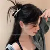 Presilha Borboleta Prata Feminina 2024 Nova High-end Sense tamanho pequeno Presilha Tubarão de Cabelo Meio Preso Cabelo Acessório de Cabelo Grampo de Cabelo